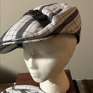 Stylish Black and White Plaid Flat Cap